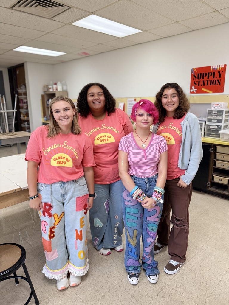 Art seniors on their first day of their senior year