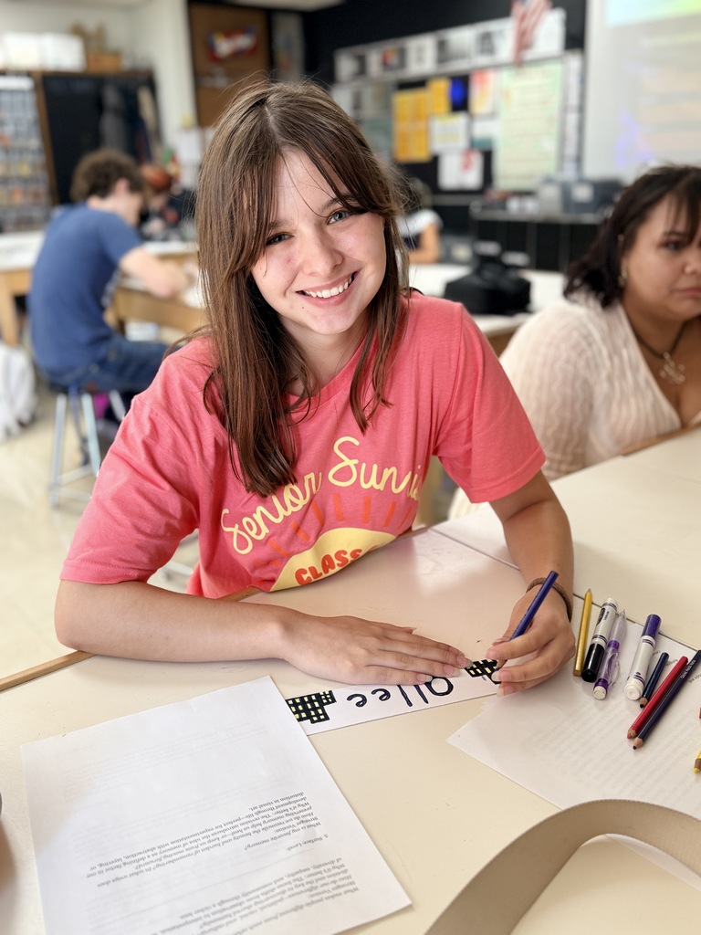 Art class senior on her last first day of school