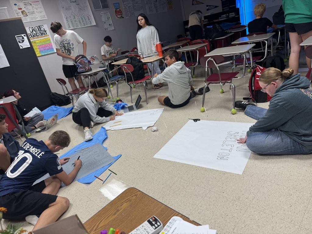 🦴 Learning the Skeletal System!  Our Health & Nutrition students worked in groups to create skeletal system posters as part of their Body Systems unit. These anchor charts will serve as a helpful reference throughout the unit and beyond!