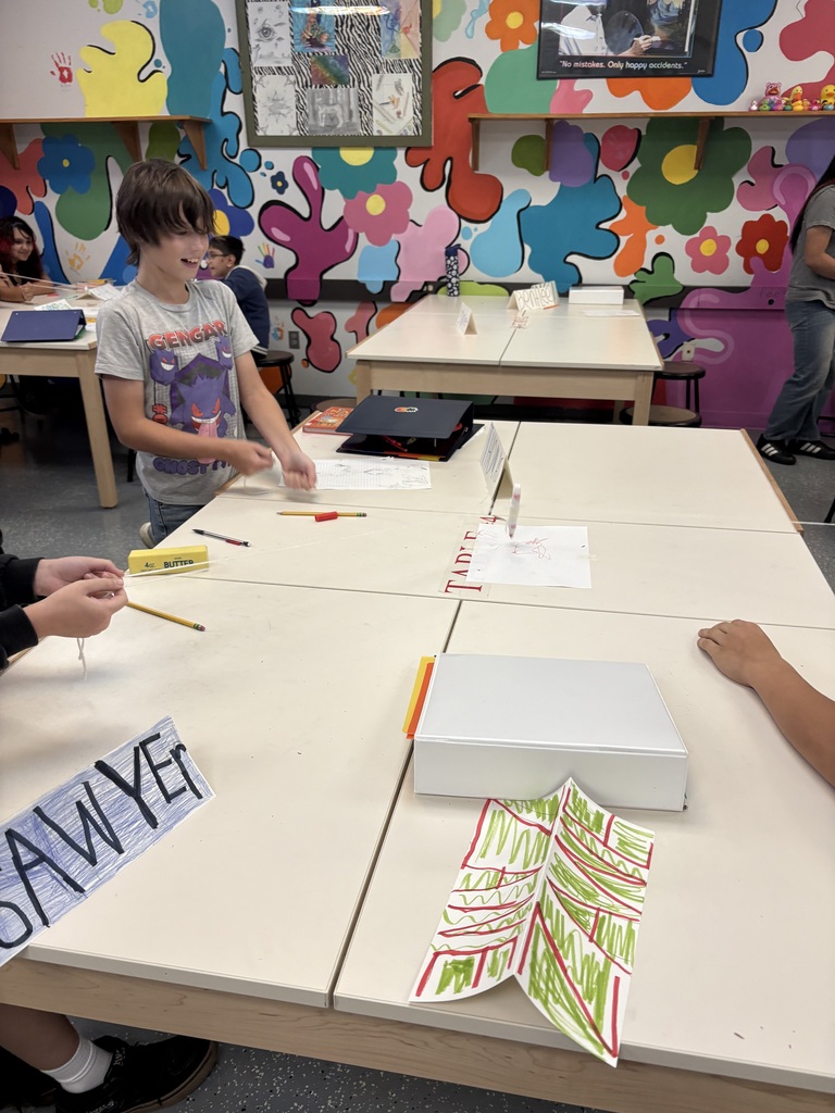 DRAWING WITH A STRING