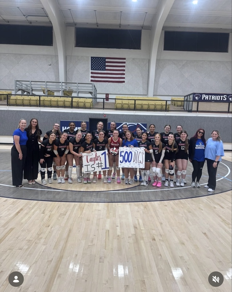 Missions University Volleyball team