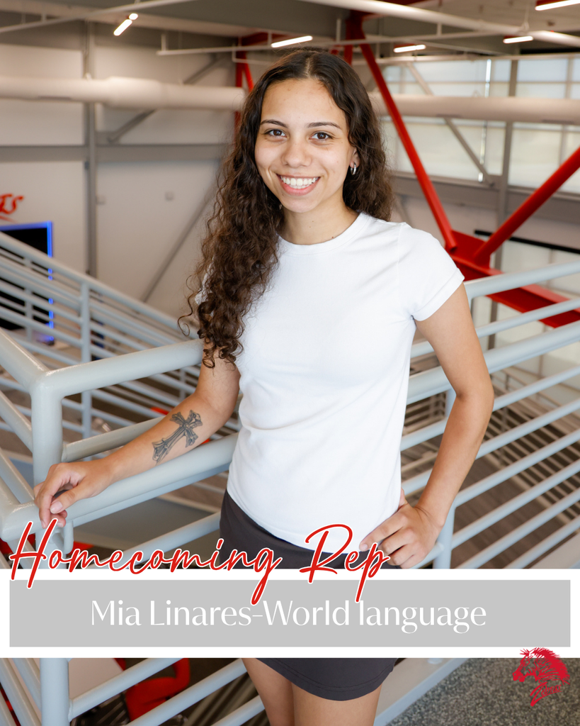 Mia Linares World language Homecoming Rep