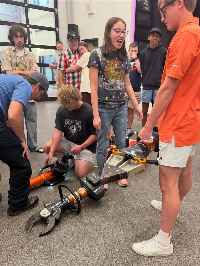 🚒🩺 Biomedical Club started the year off right!  Students welcomed the Claremore Fire Department through our partnership with Youth Medical Mentorship to learn more about the many roles in healthcare and the careers that help save lives right here in rural Oklahoma.  Students got an up-close look at the incredible tools first responders use, including the Jaws of Life, while learning about the teamwork and skills required in emergency healthcare.  What a great way to connect classroom learning to real-world careers! 🦓❤️