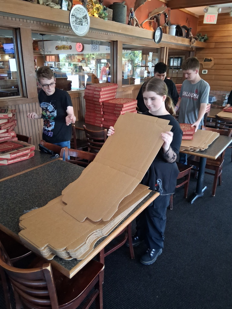 🍕 Learning beyond the classroom!  Our students are getting valuable on-the-job training at Pizza Hut, gaining hands-on experience while building important workplace skills.  Through their experience, students are learning organization, how to follow directions, responsibility, teamwork, and what it takes to be part of a workplace team.  These real-world opportunities help our students build confidence and skills they can carry with them into their future careers!
