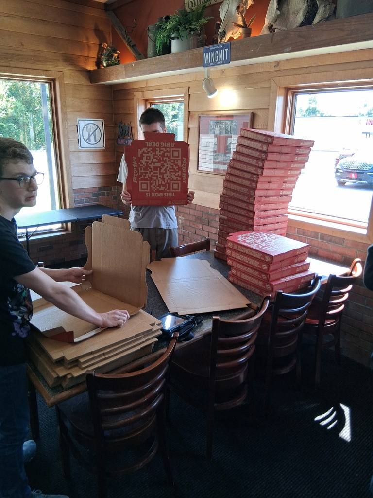 🍕 Learning beyond the classroom!  Our students are getting valuable on-the-job training at Pizza Hut, gaining hands-on experience while building important workplace skills.  Through their experience, students are learning organization, how to follow directions, responsibility, teamwork, and what it takes to be part of a workplace team.  These real-world opportunities help our students build confidence and skills they can carry with them into their future careers!