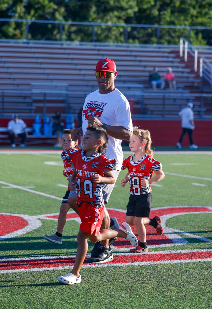 CYFA football players