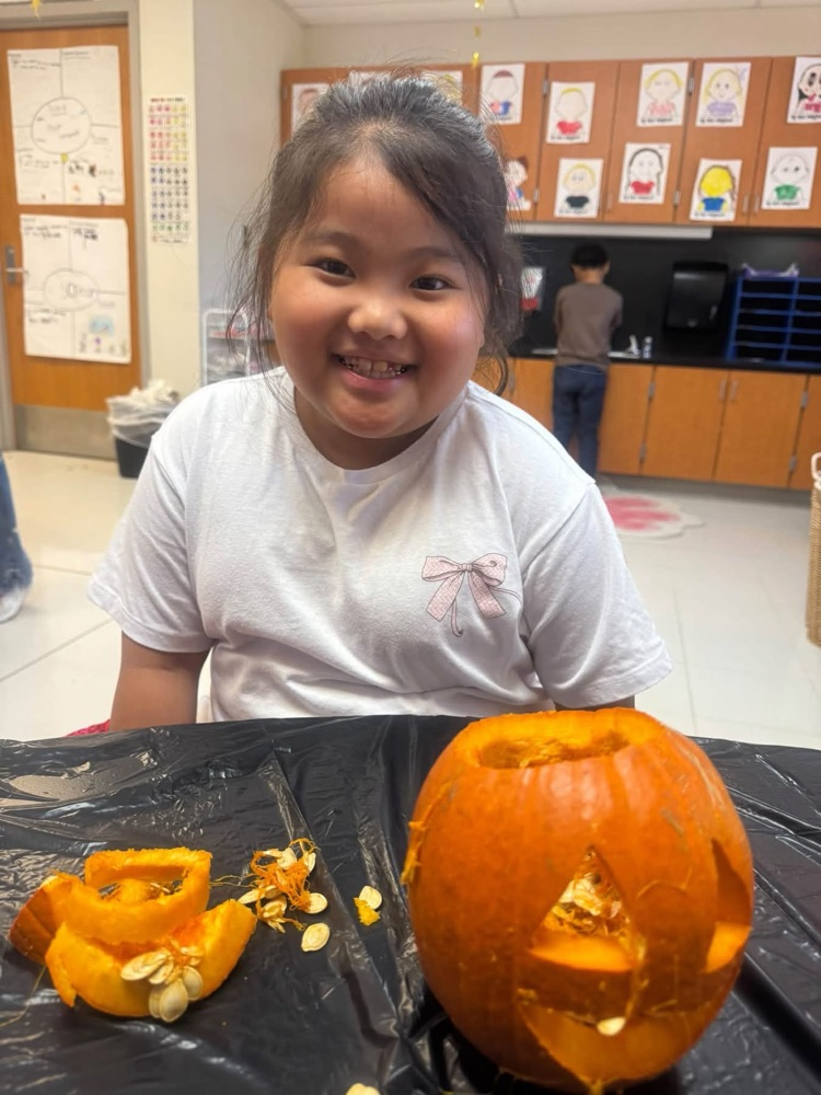 pumpkin carving 
