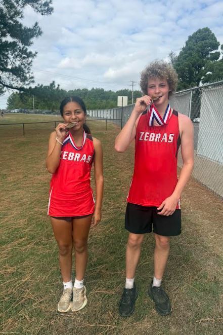 CROSS COUNTRY RUNNERS 