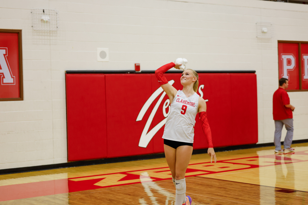 A Lady Zebra volleyball player prepares to throw a shirt.