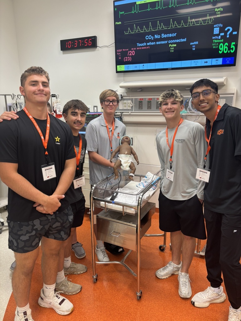 🩺🥼 Hands-On Learning at OSU Medical School!  Our CHS students had an exciting opportunity to explore the world of healthcare at Oklahoma State University Medical School!  Students gained hands-on experience working alongside medical professionals and educators while learning about osteopathic medicine and exploring potential careers in the medical field.  What a great opportunity for our Zebras to learn from professionals, gain real-world experience, and discover possibilities for their futures! 