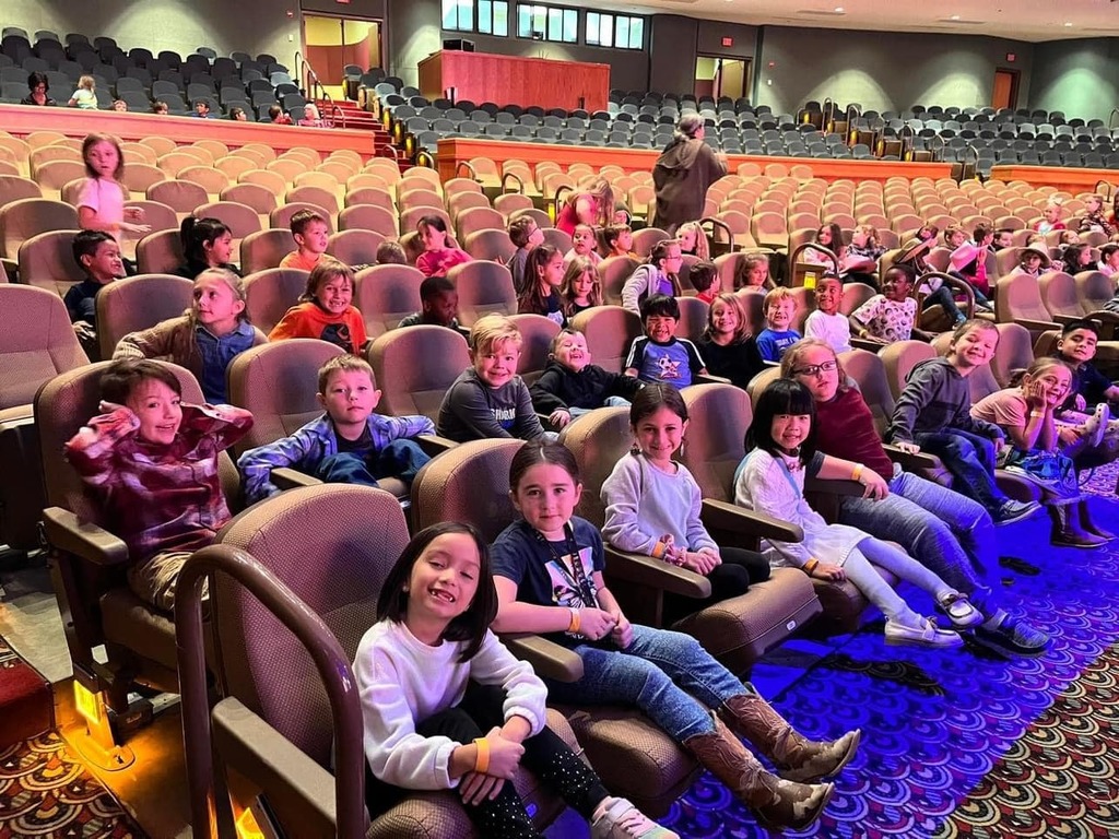 students at the Stephen Fite concert