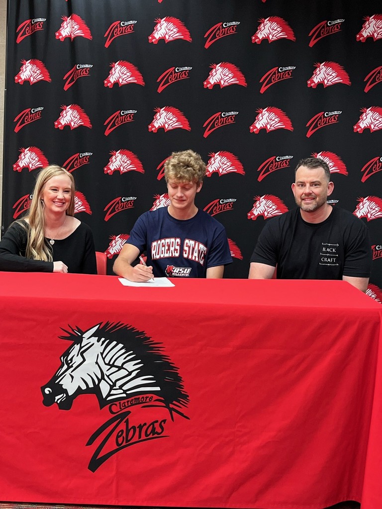 Devyn Lewellen signing