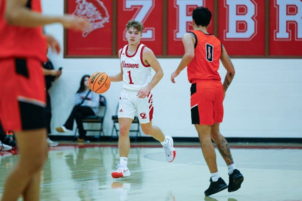 basketball action shots