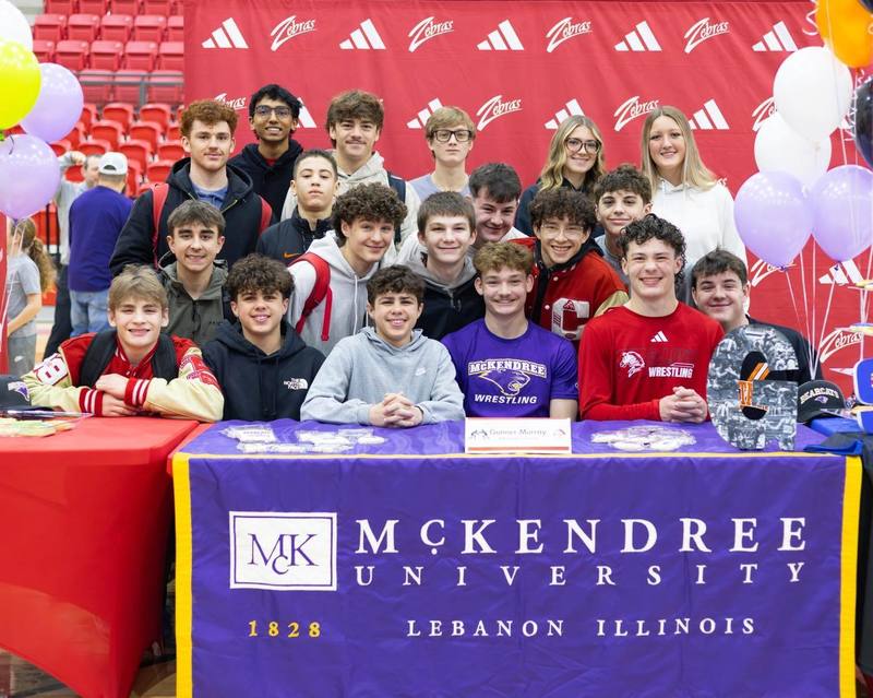 wrestler signing and team members