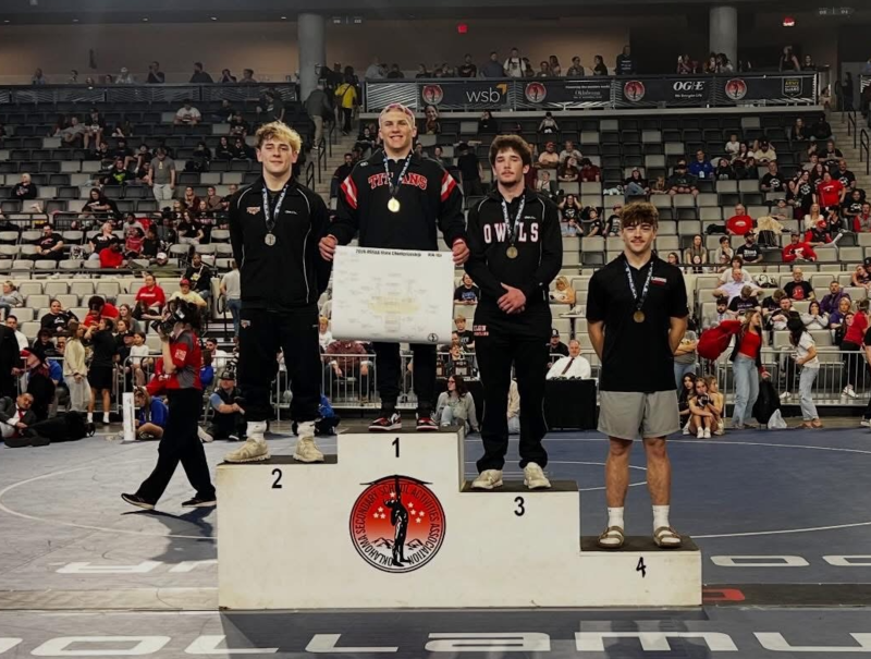 podium pic at wrestling state