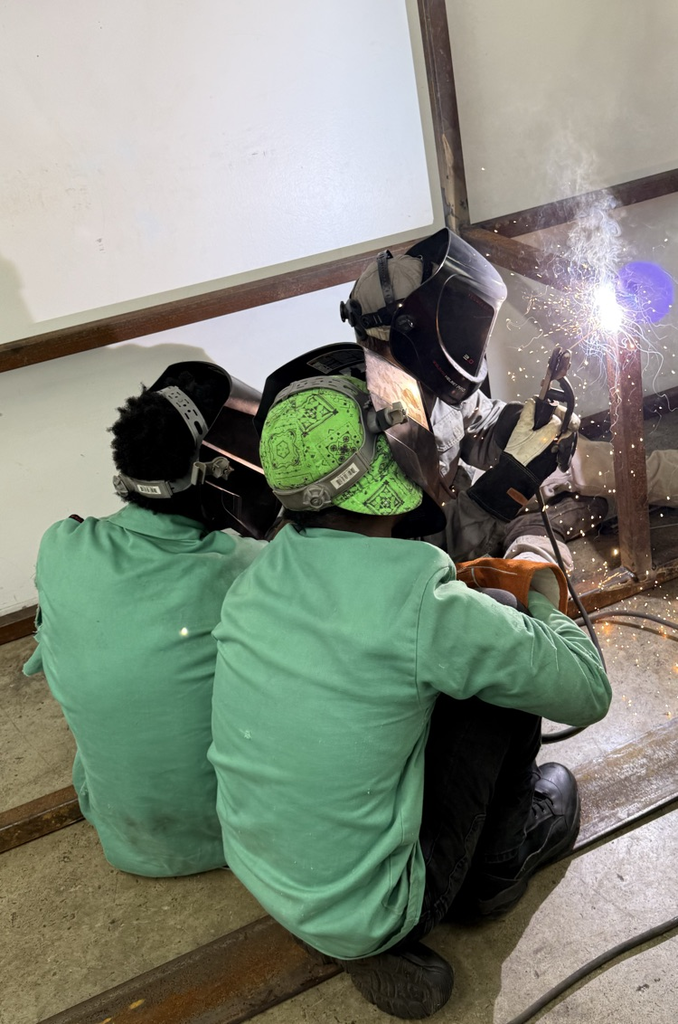 welding in action 