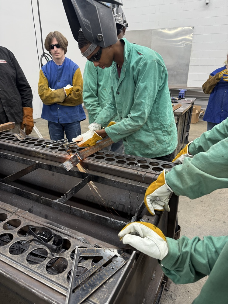 welding I students. 