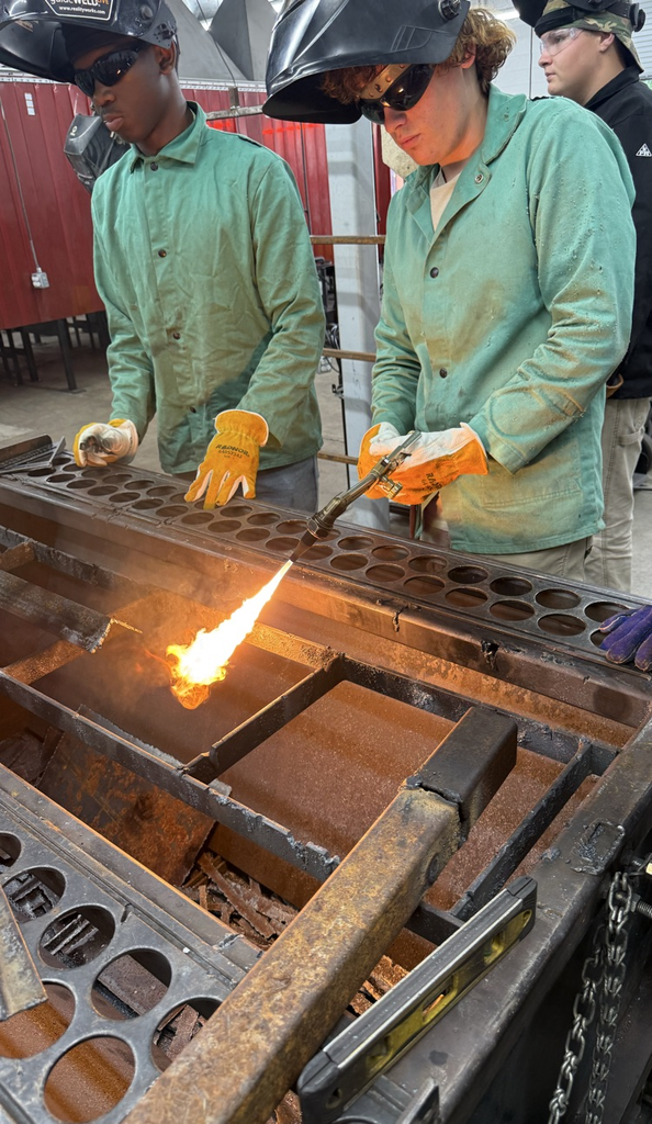 welding I students. 