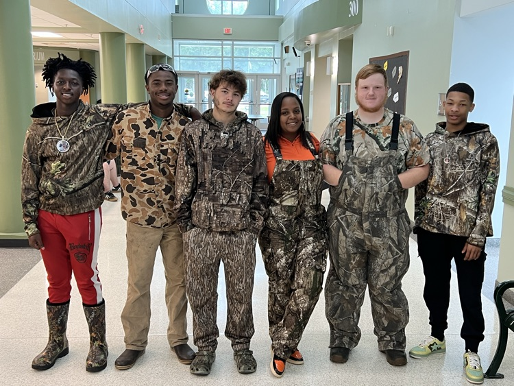 Twins & Triple “T” Thursday (Attendance Spirit Week)