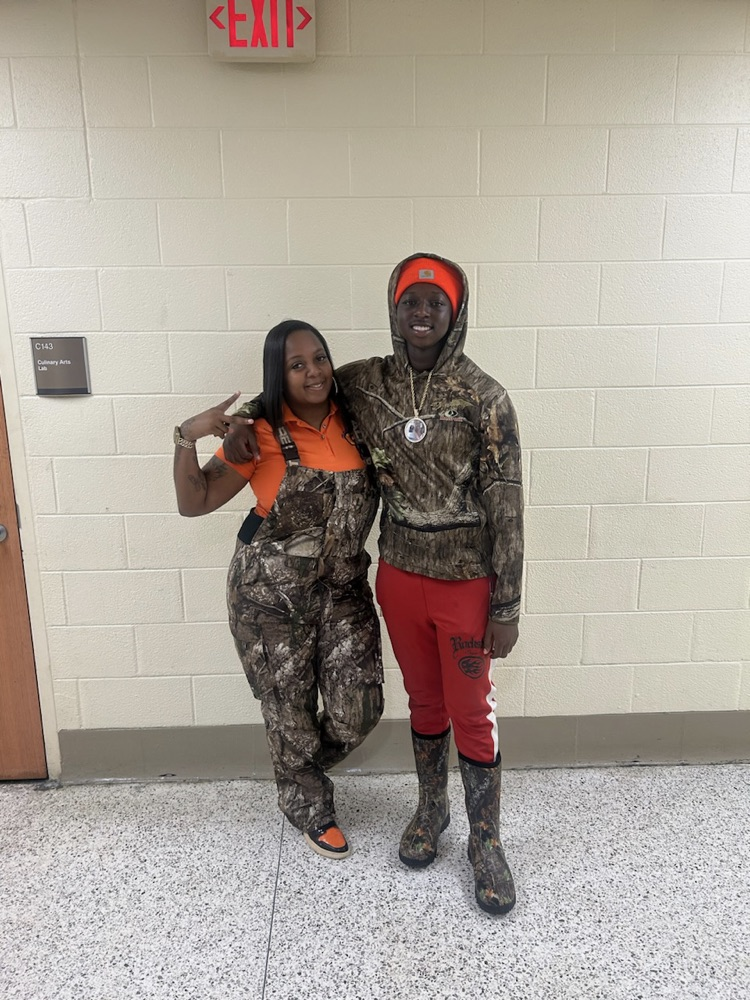 Twins & Triple “T” Thursday (Attendance Spirit Week)