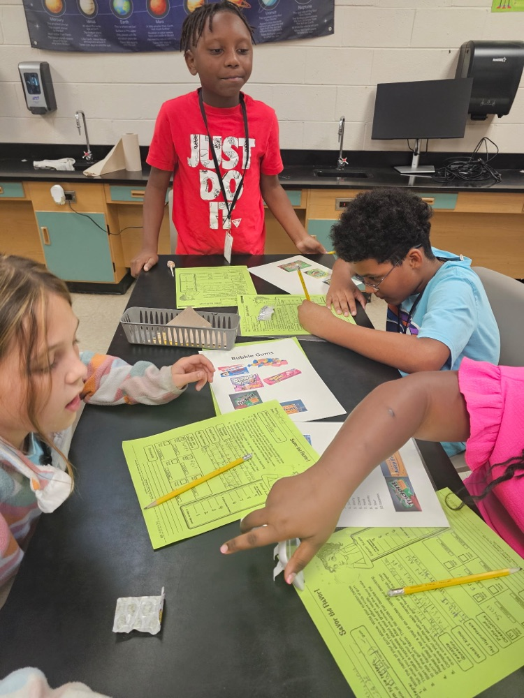 Mrs. C. Britt engages her scholars in a “Savor the Flavor” experiment during STEM LAB. 