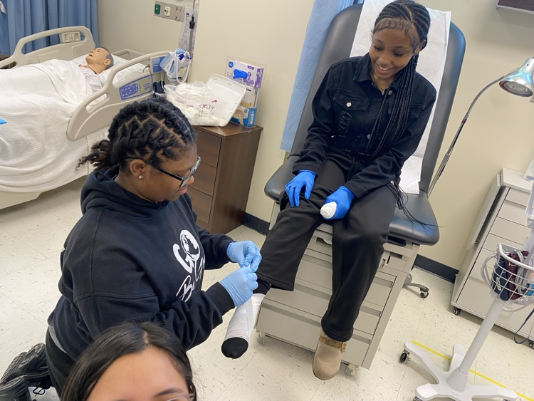 Health Science 2 Students Wrapping 