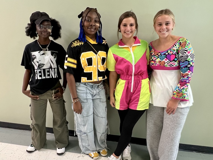 EC HoCo Spirt Week - Decades Day