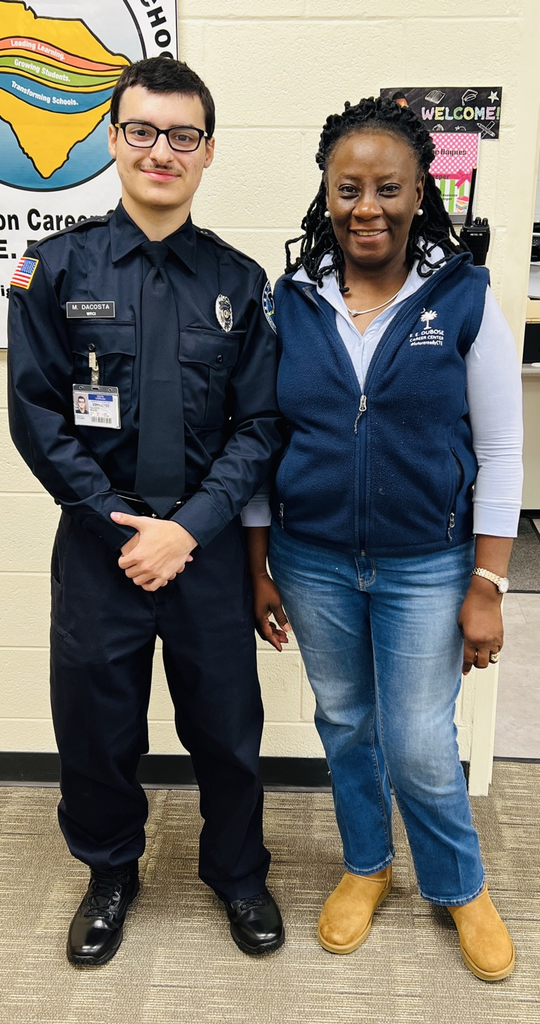 LE Top Student Graduates from SCDC