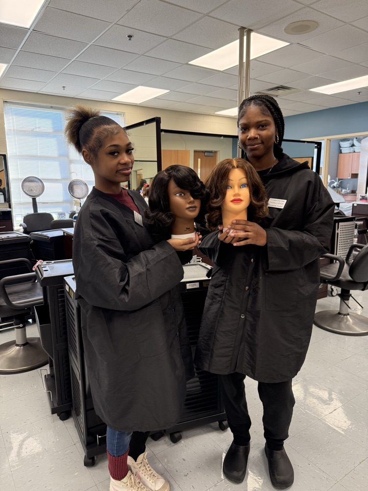 Cosmetology 3 Students 