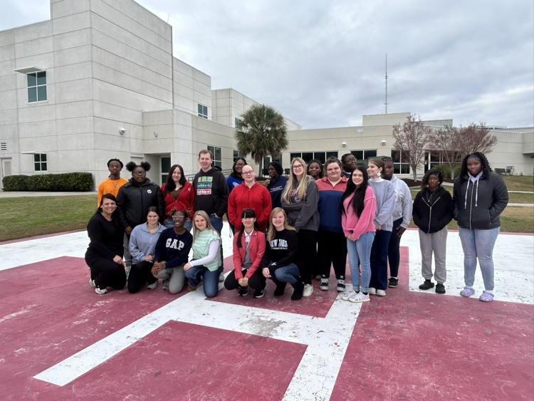 Health science students visit McLeod Clarendon 