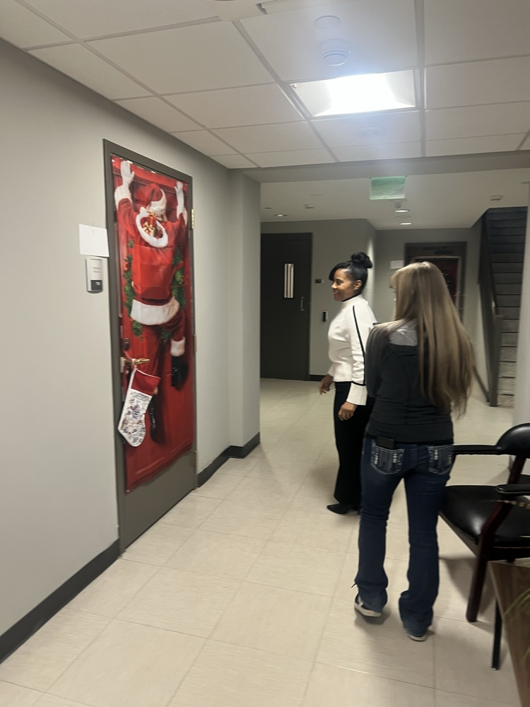 Courthouse door decorating 