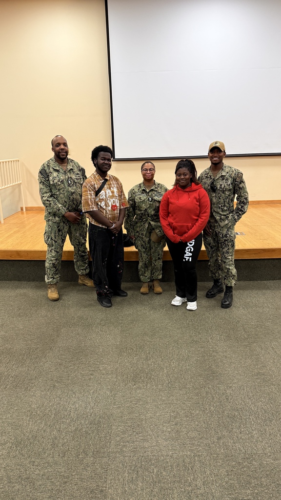 US Navy Visits FE DuBose