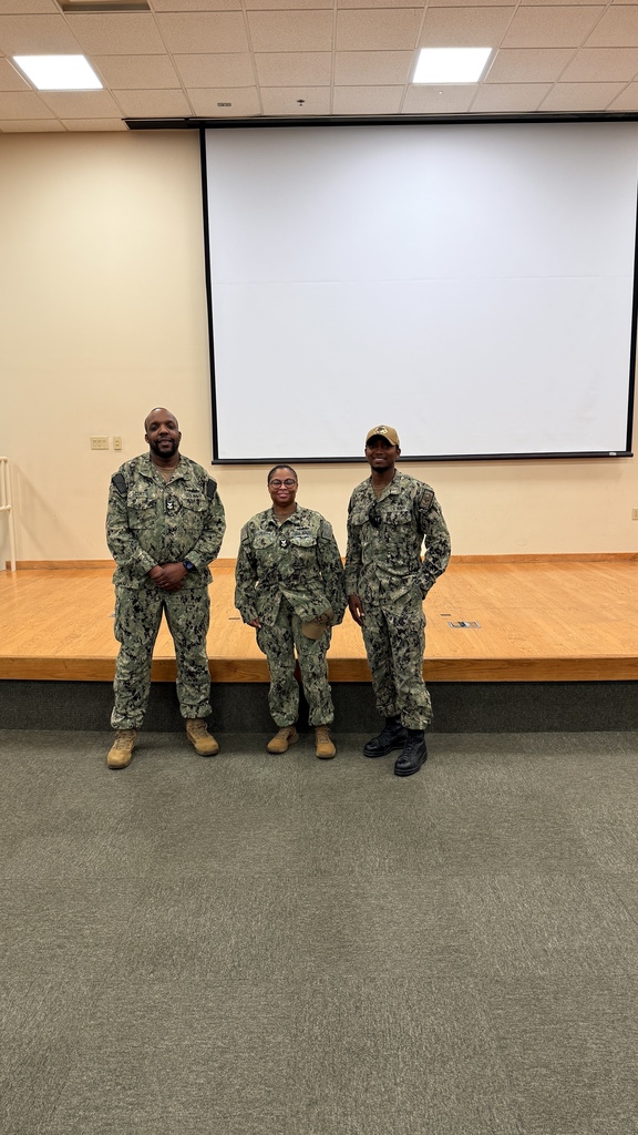 US Navy Visits FE DuBose