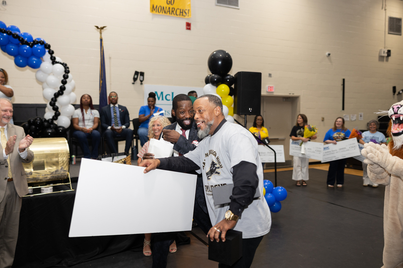 Quinten Kelly District TOY