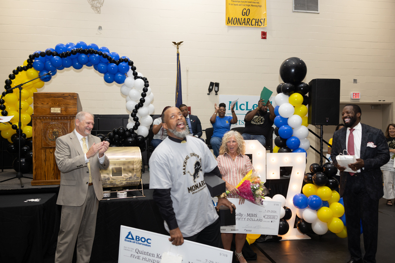 Quinten Kelly District TOY