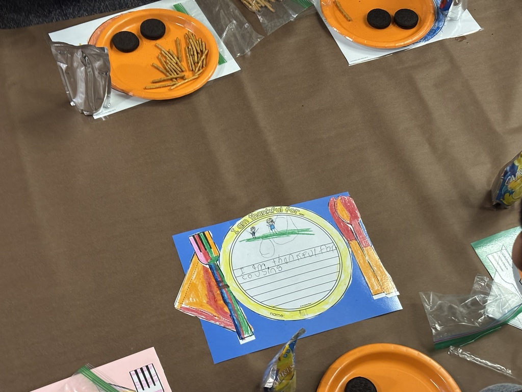 First grade "Friendsgiving at CES.