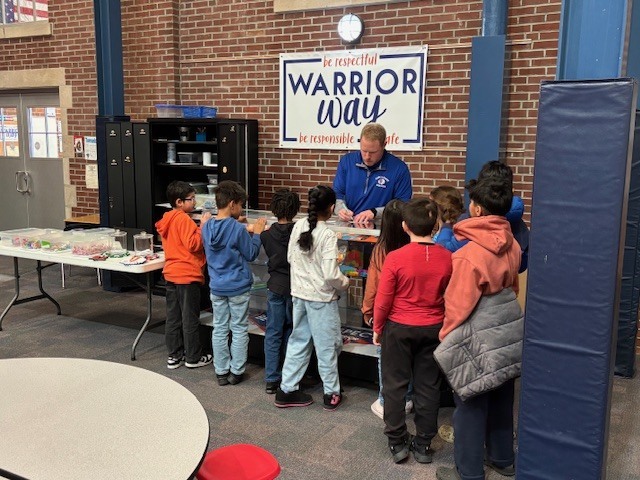 Warrior Way Store shopping at CES