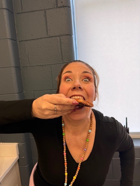 Pizza King in Whiteland - donation to CES staff