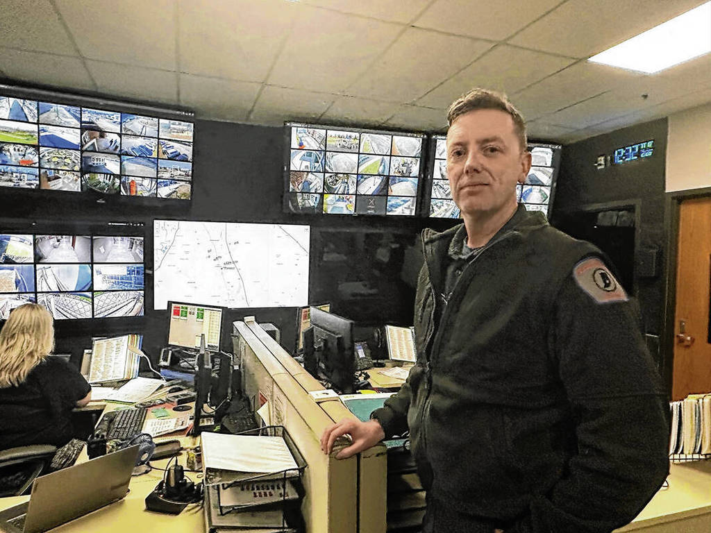 Chief Pryce in RTIC center