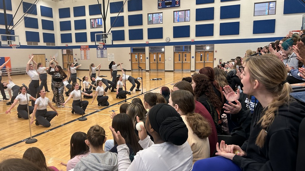 WCHS Performs for CPMS