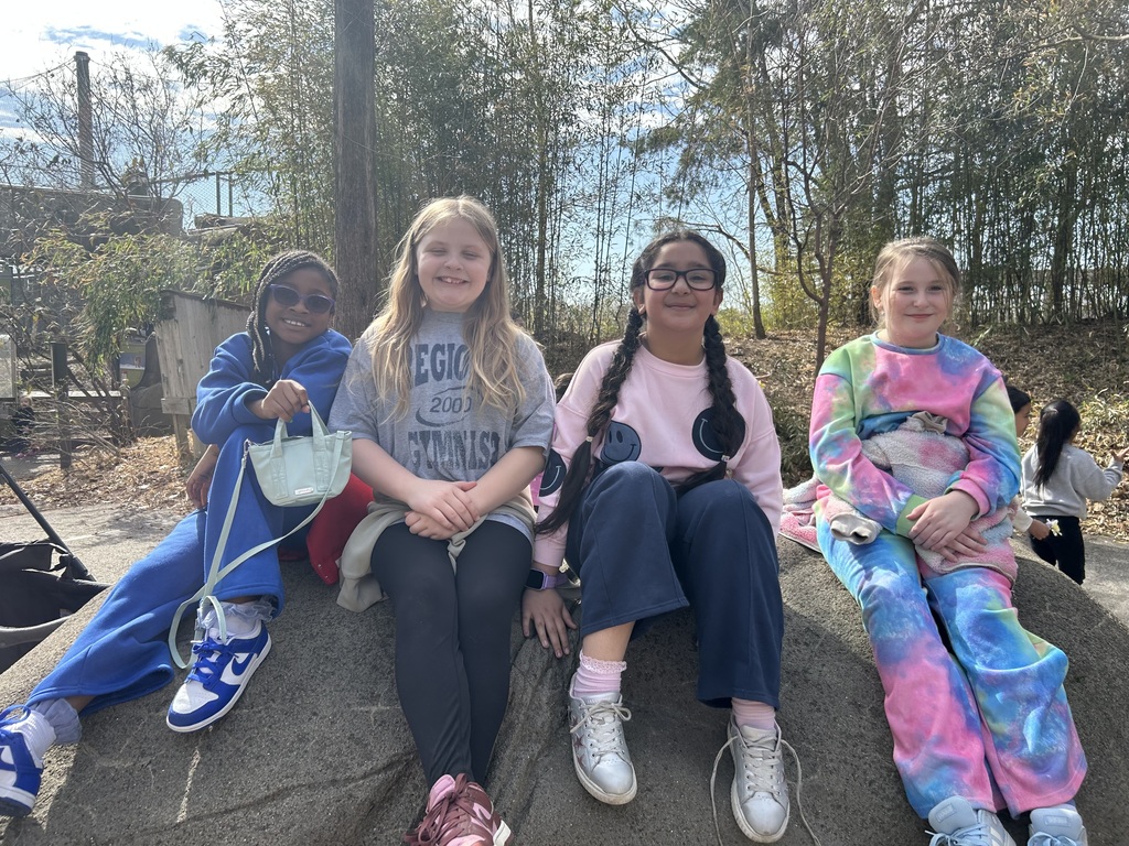 CES 3rd grade trip to the Indy Zoo