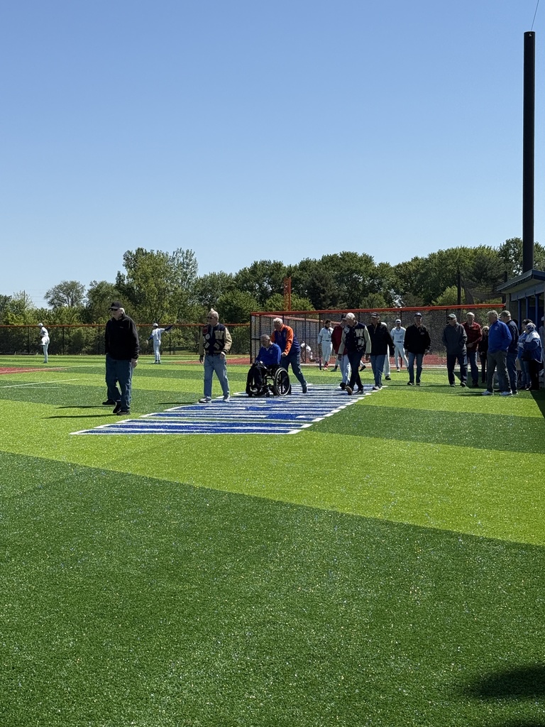 Alumni making their way onto the field