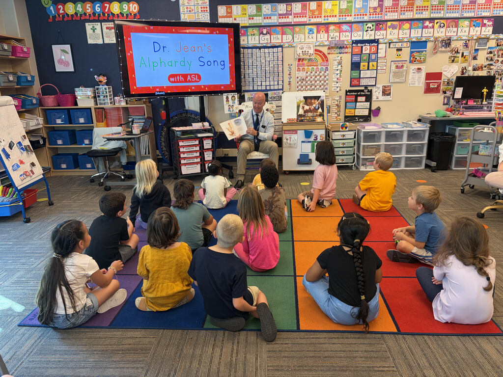 Dr.Edsell reads to KDG