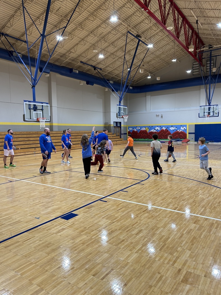 Kid crushers basketball game