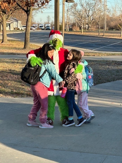 The Grinch visits BES