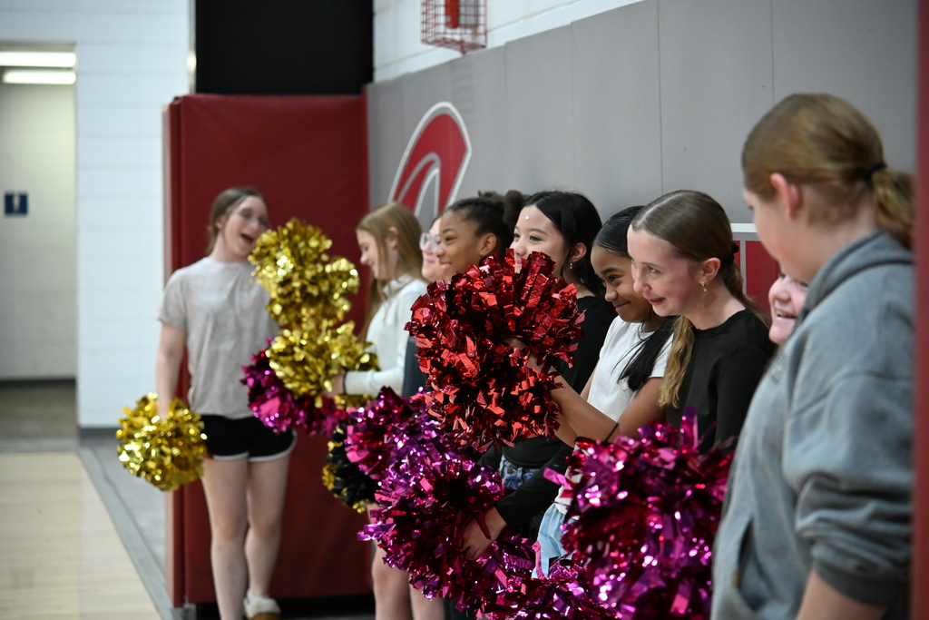 6th Grade Boys vs Girls Basketball game! 