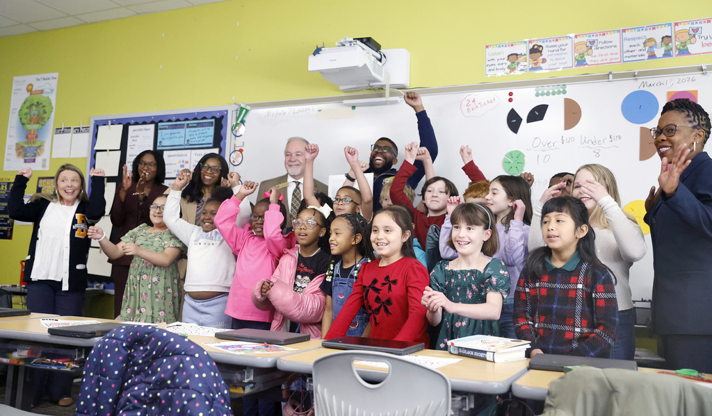 Pritchett class photo celebration