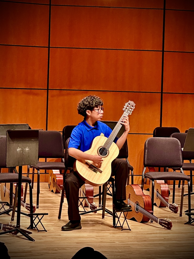 Photo of BHL Student, Raziel. 