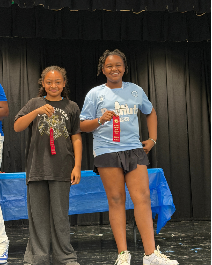 2nd place Barge Building 