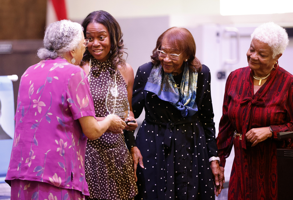 Family of Johnnie Lay Burks